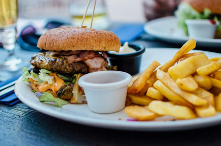 Burger & Chips